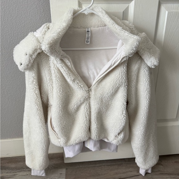 Alo Foxy Sherpa Jacket White XS - Picture 8 of 12